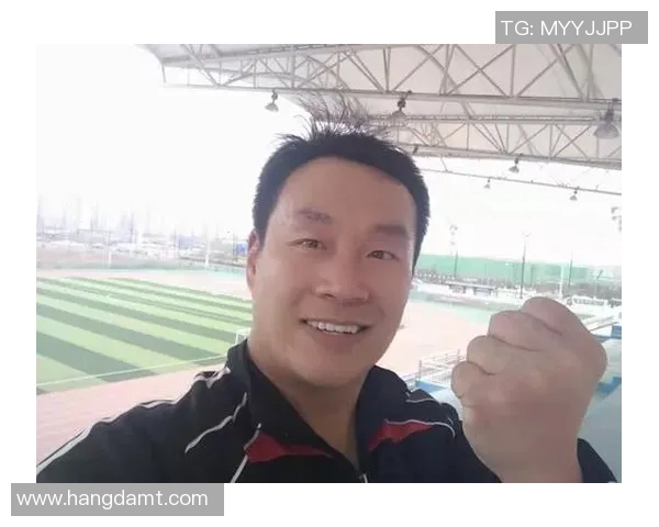 足球明星马超的精彩瞬间与职业生涯回顾照片集锦